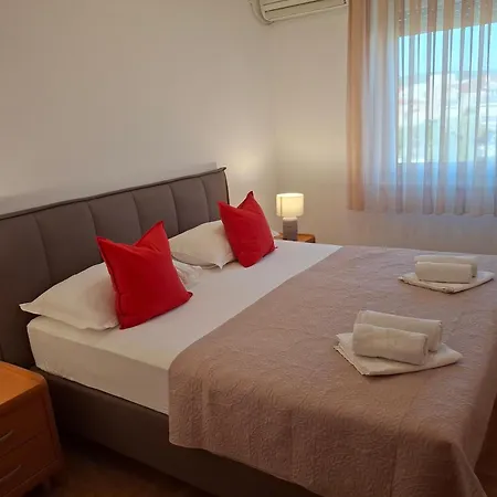 Apartament Fontana 2 *